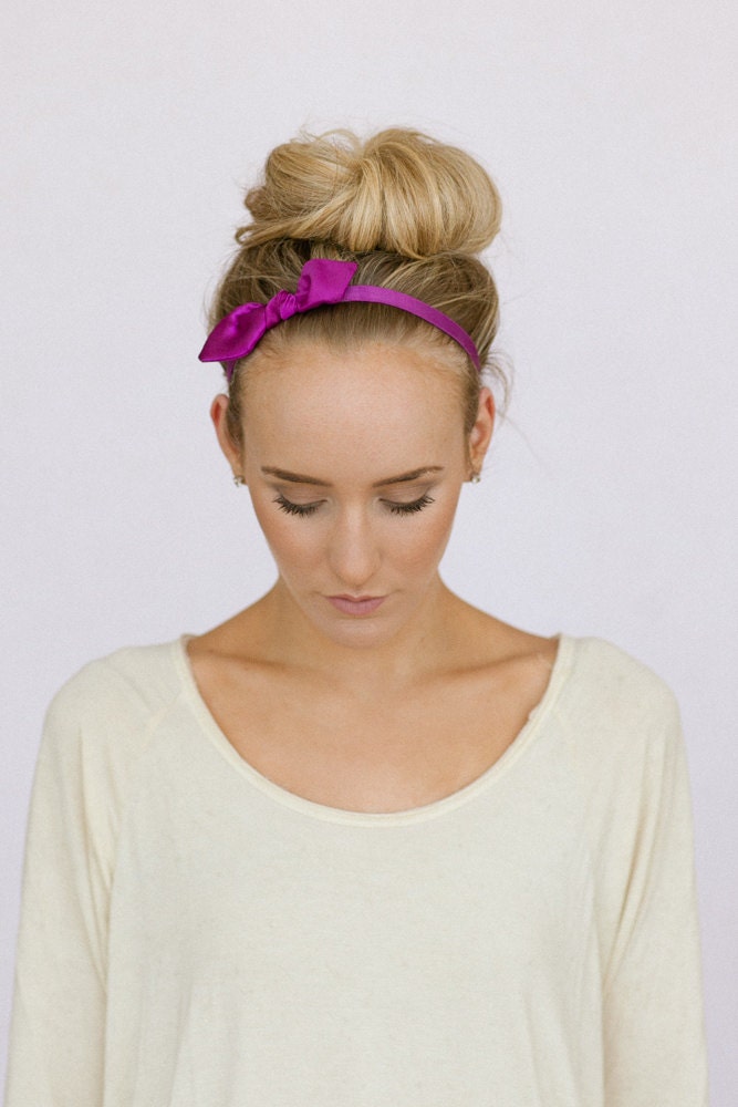 Satin Bow Headband Non-Slip Stretchy Bow Hair Bands Women's Fashion Hair Accessories for Spring Summer in Purple Plum (HB-137A)