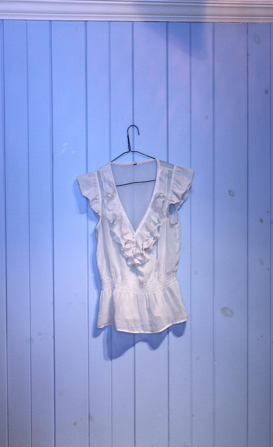 Vintage fluffy blouse french cancan cleavage - white