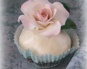 Large Rose Cupcake Toppers With Leaves