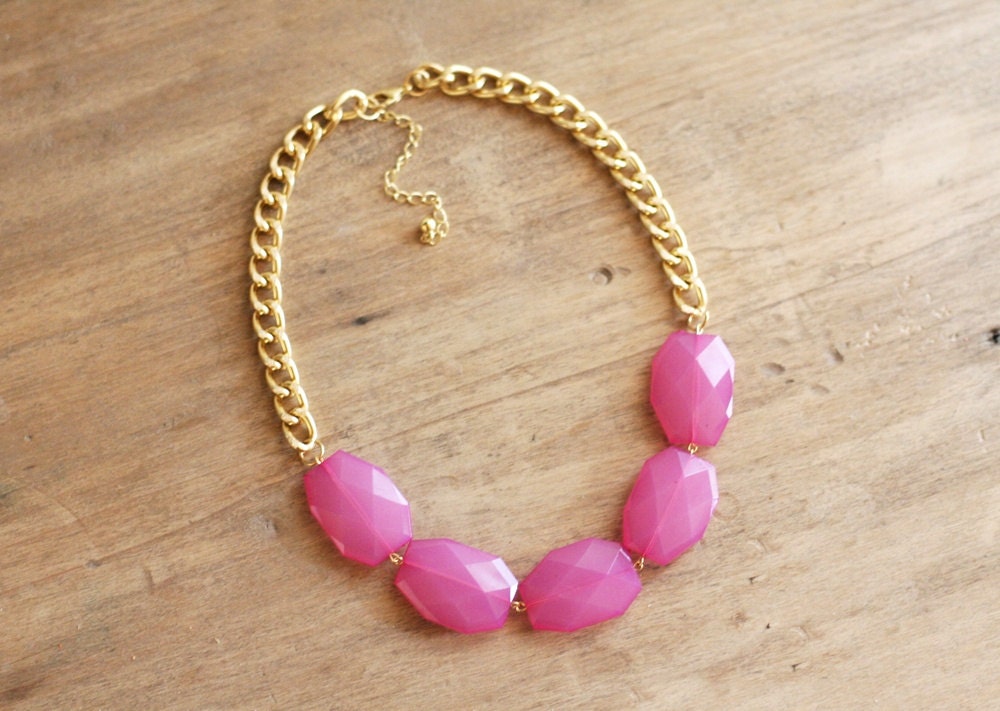 Fuchsia Hot Pink Single Strand Statement Necklace