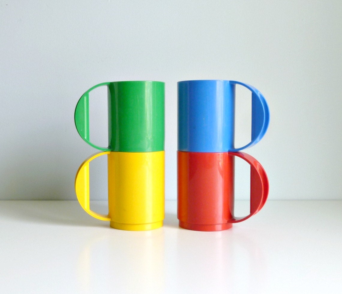 Mid Century Modern Mug x 4 Summer Picnic - Rainbow, Red, Blue, Green, Yellow, Pantone, Bright Colour - Mepal Rosti - 1970's Kitchen