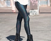 Metallic liquid leggings - shiny holographic black spandex for women, street style fashion urban - medium