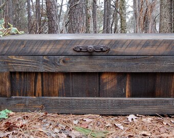Jacobean Hope Chest / Toy Box/Blanket Storage from Reclaimed Pallet