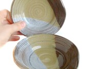 Brown pottery spoon rest: Kitchen stoneware ceramics