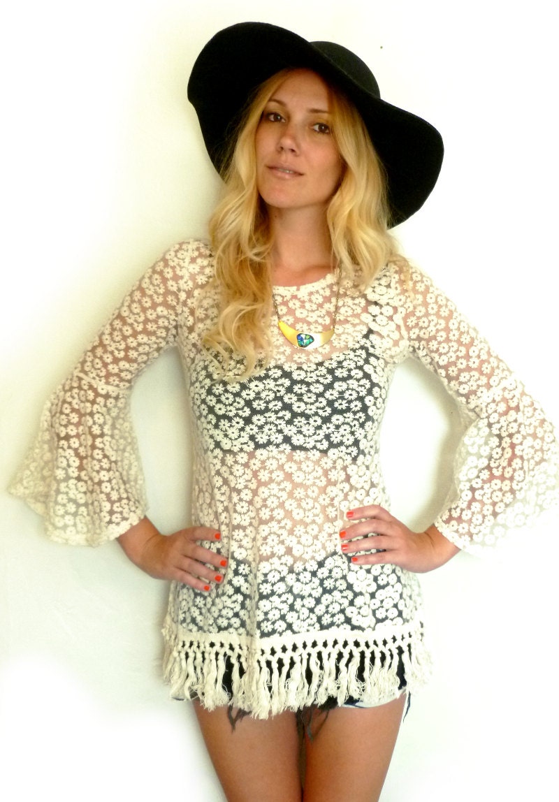 Vintage BELL Sleeve FRINGE Sheer Boho Hippie Daisy Tassel Women's Blouse Top TUNIC
