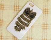 Classical Owl Tassel Retro Bronze Bird DIY iPhone 4 4S 5 Cover Case iPhone Case Apple Accessory- Choose the Color and Size of Case