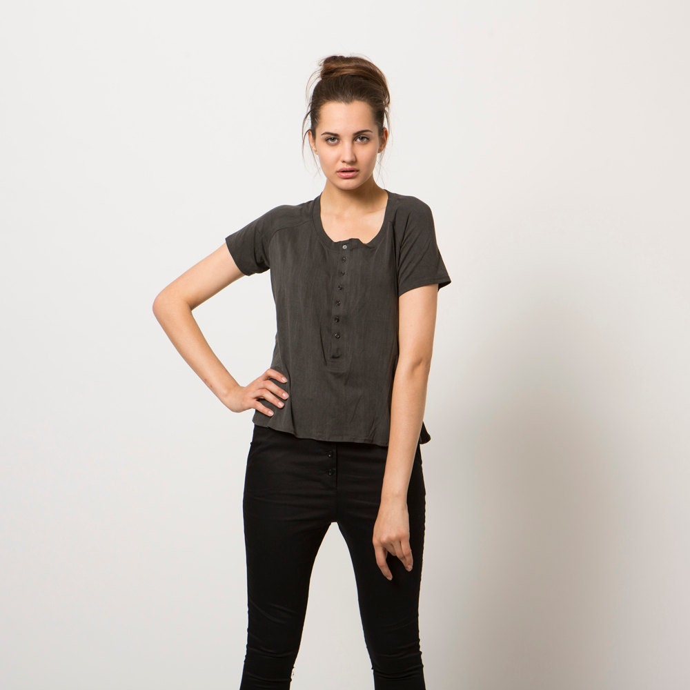 Cute Top, Black Shirt with Buttoned, Women Blouse