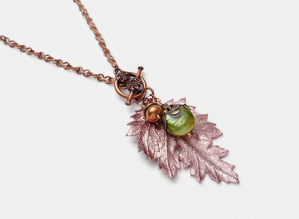 Handmade Jewelry Necklace copper REAL leaf acorn charm genuine green pearl & Swarovski crystal filigree pendant lariat womens Gift R816