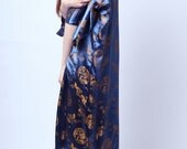 Vintage Silk Chinese Robe in Blue and Gold Oversized