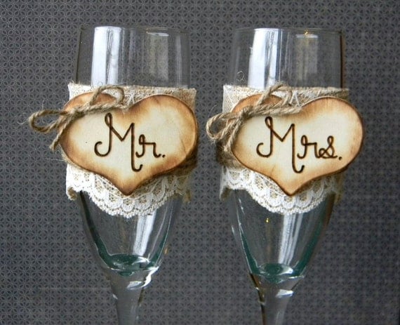 Mr. & Mrs. Glasses Champagne Flutes Rustic Woodland Shabby Chic Burlap and Lace