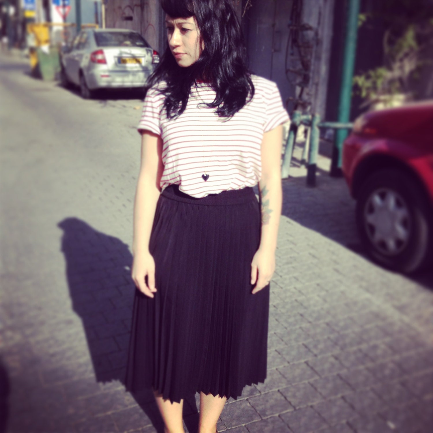 Black pleated skirt. knee length skirt.high waisted skirt.Accordion Pleat Skirt