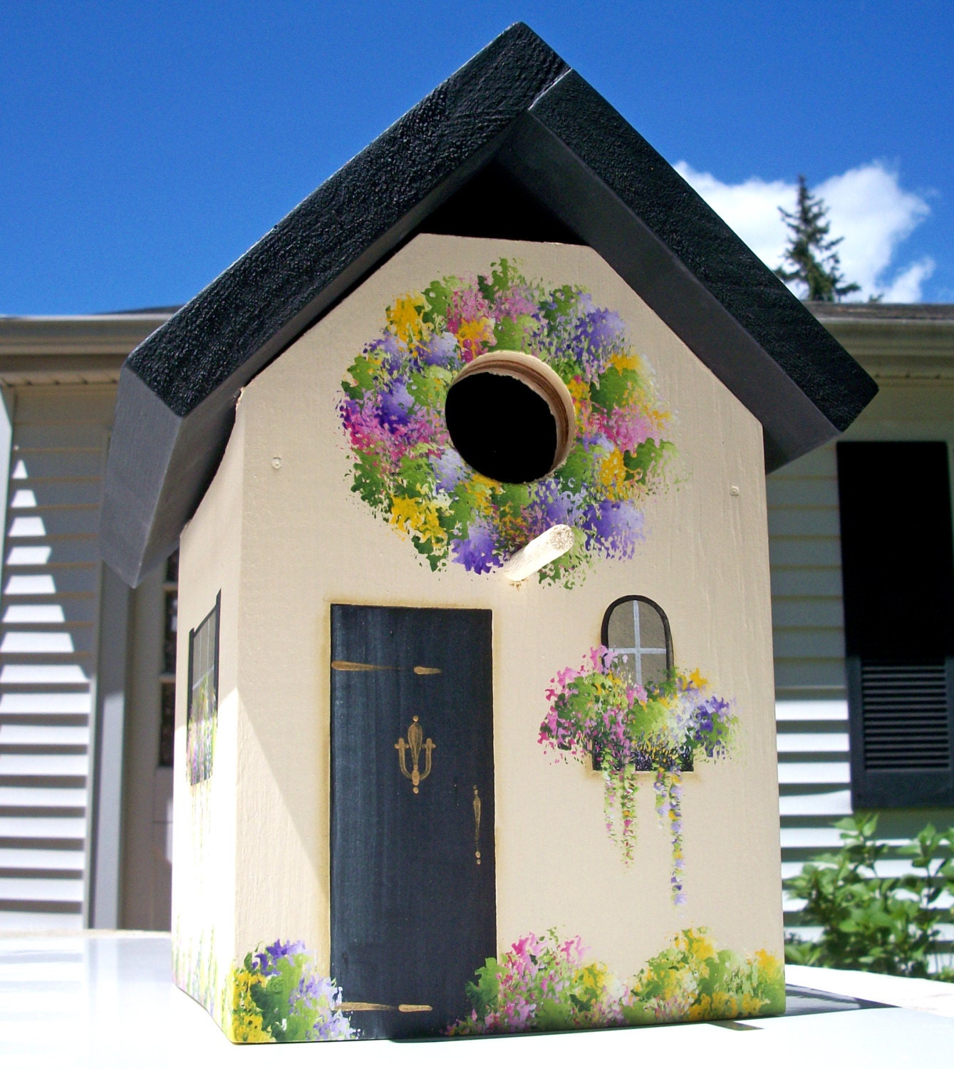 Country Bird Cottage In Black & Cream