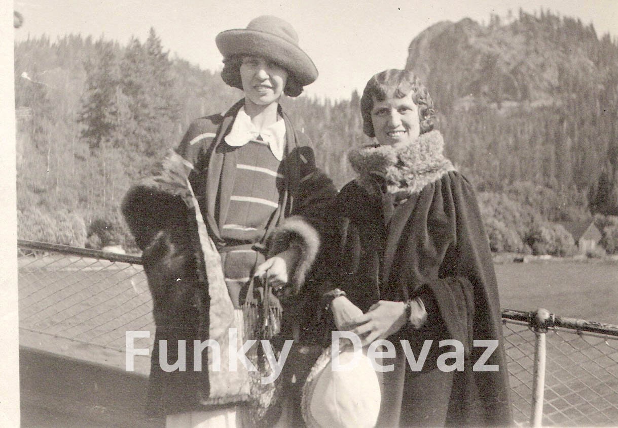 Vintage 1920 Funky Women Photograph Digital Image Download