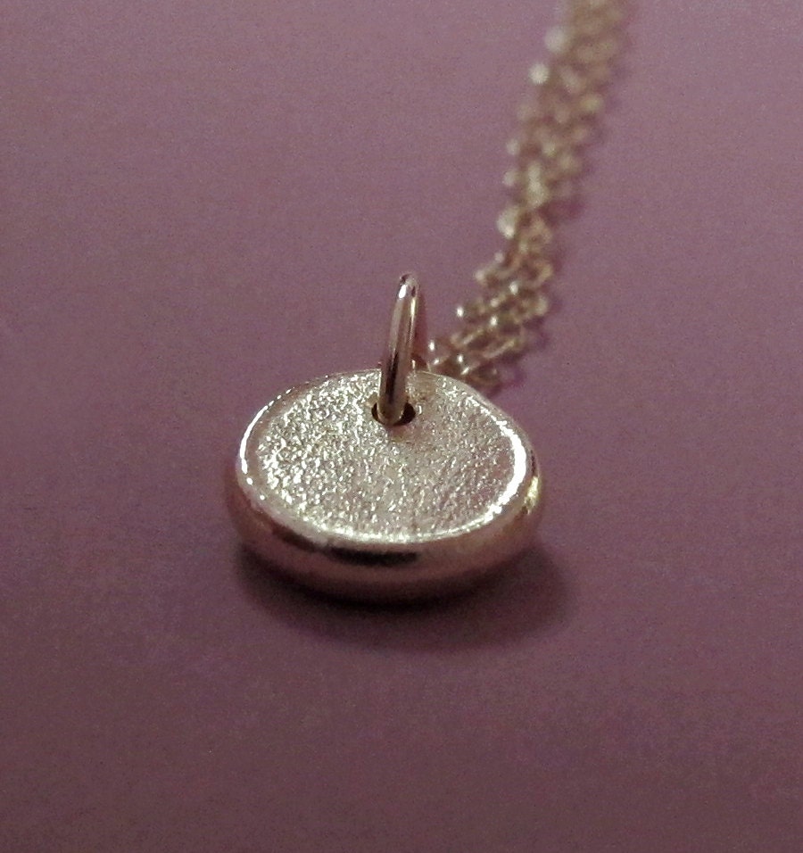 Tiny 14k Yellow Gold Necklace - Pebble