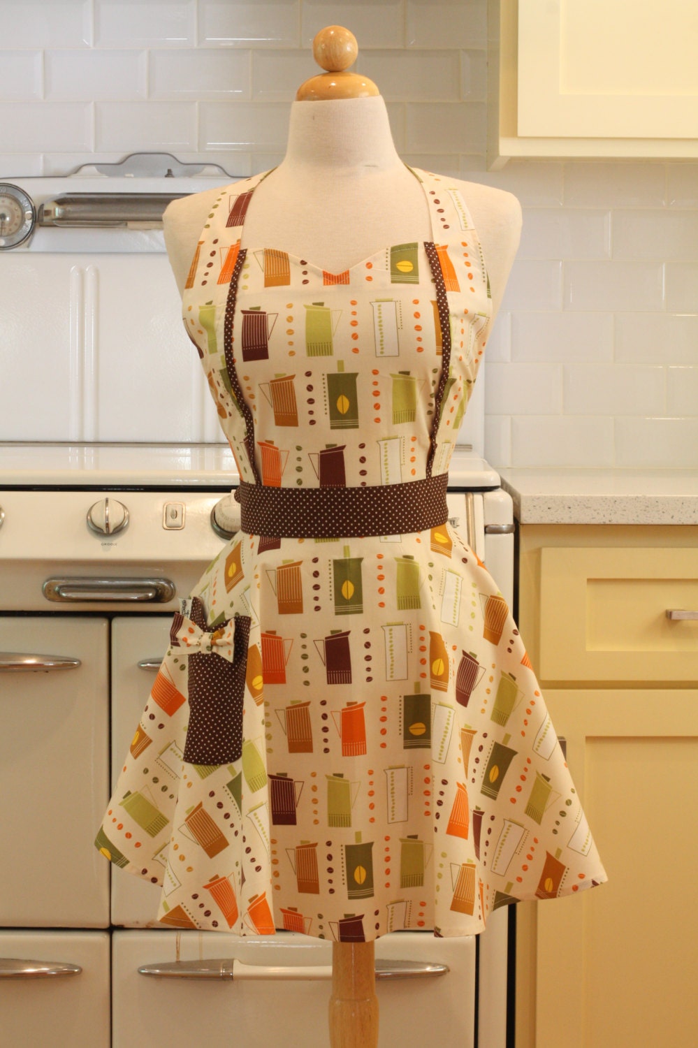 Retro Apron Coffee French Press with Orange MAGGIE Full Apron