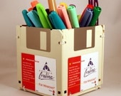 AOL 2.5 Floppy Disk Pen and Pencil Holder (WHITE)