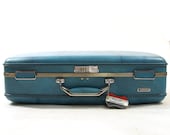50s medium American Escort Hard Sided Suitcase / Blue Vinyl