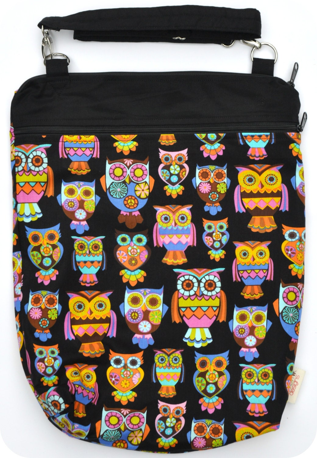 Double Pocket Wet Bag / Large 14 x 16 x 4 / Adjustable Strap / Bright Owls / Diapers / Gym / Swim / SEALED SEAMS