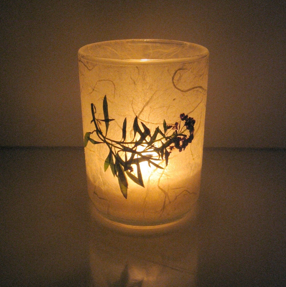 Deep Purple Alyssum Earth Light - candle, candle holder, tea light, pressed flower, natural, handmade paper, spring and summer, gift