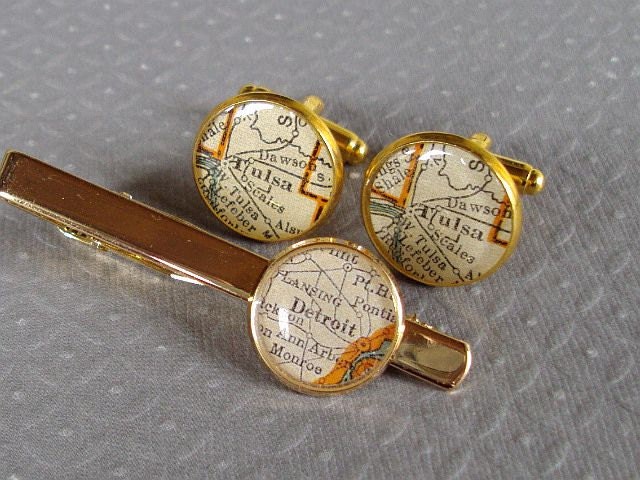 Gold Wedding Map Cufflinks  and Hand Engraved Tie  Clip  Custom Personalized Choice of City   Atlas Tie Bar Pin Tack  14kt Gold  Filled