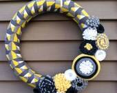 Spring Wreath - Geometric Patterned Fabric Decorated w/ Felt Flowers. Summer Wreath - Spring Wreath - Felt Flower Wreath