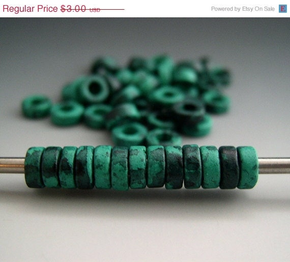 SALE Mykonos Greek Ceramic Beads (50) - Mottled Malachite Green Emerald - Thick Heishi Donuts Roundels Rondelles Spacers - 6mm