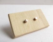Graphic Solid 10K Rose Gold Circle studs