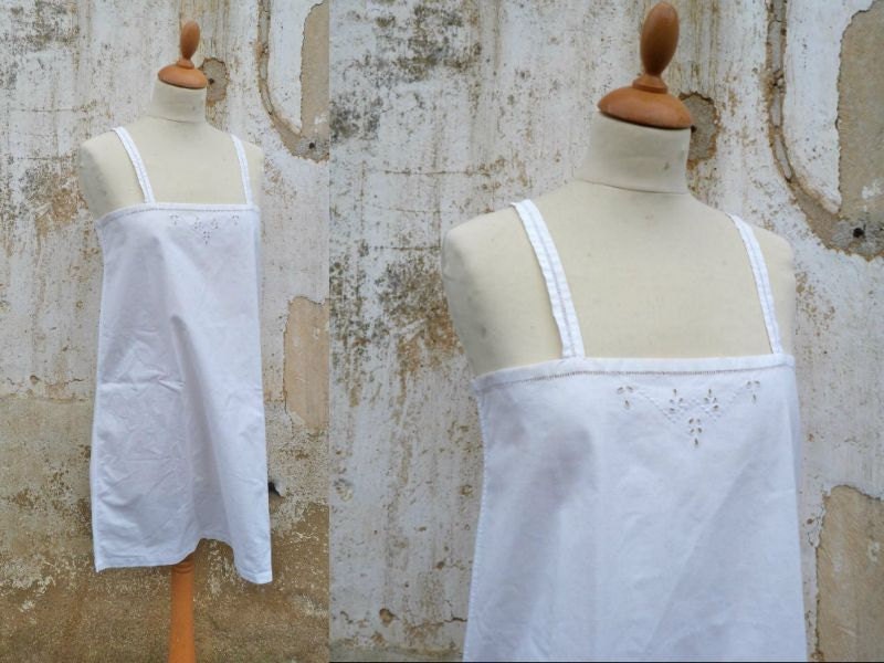 Vintage 1900 /1910 Edwardian white cotton  ton on ton embroiderys mini underdress size S