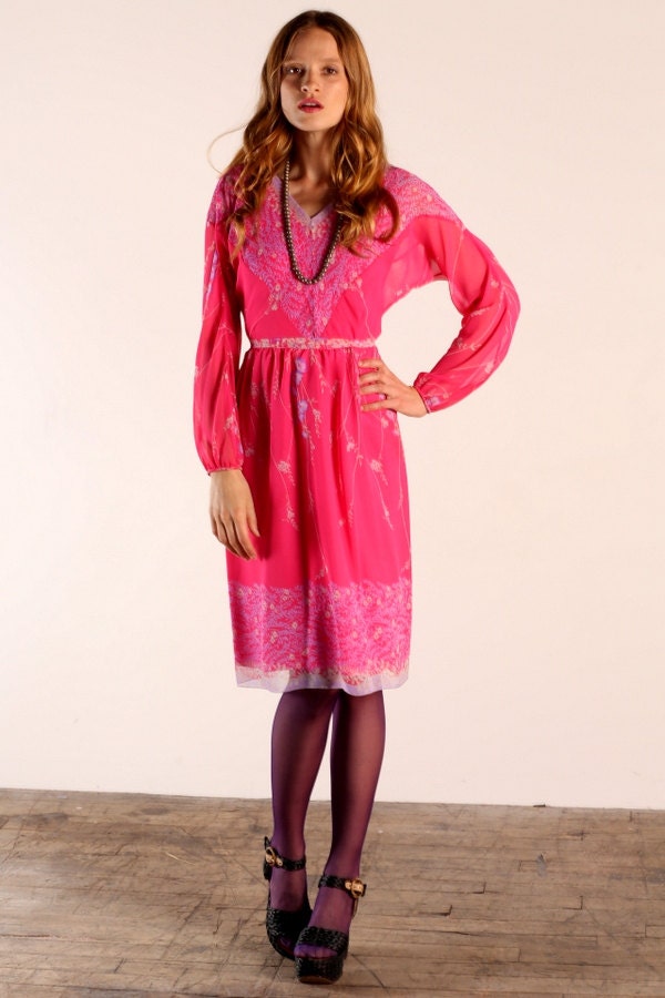 Simply Stunning 1960's Silk belted dress