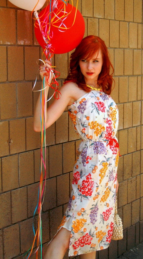 Vintage 50's Cotton Grape wiggle dress  SMALL