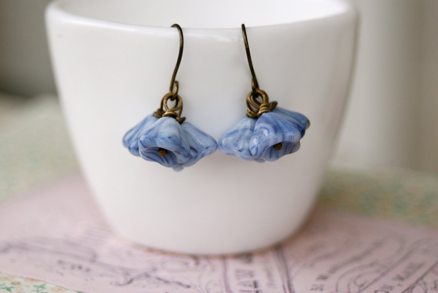 Violet. petite flower earrings. Tiedupmemories