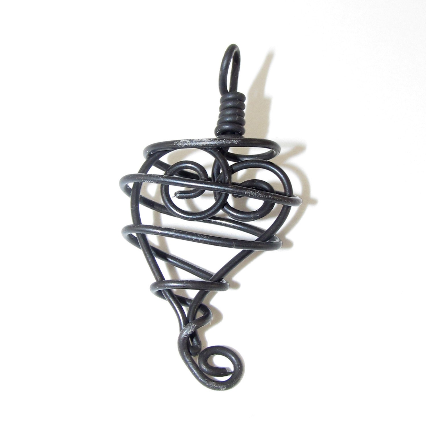 Metal Wire Work Filigree Heart Pendant