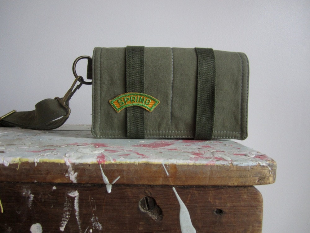 Repurposed post WWII Military floral yoga walking travel purse Spring Patch