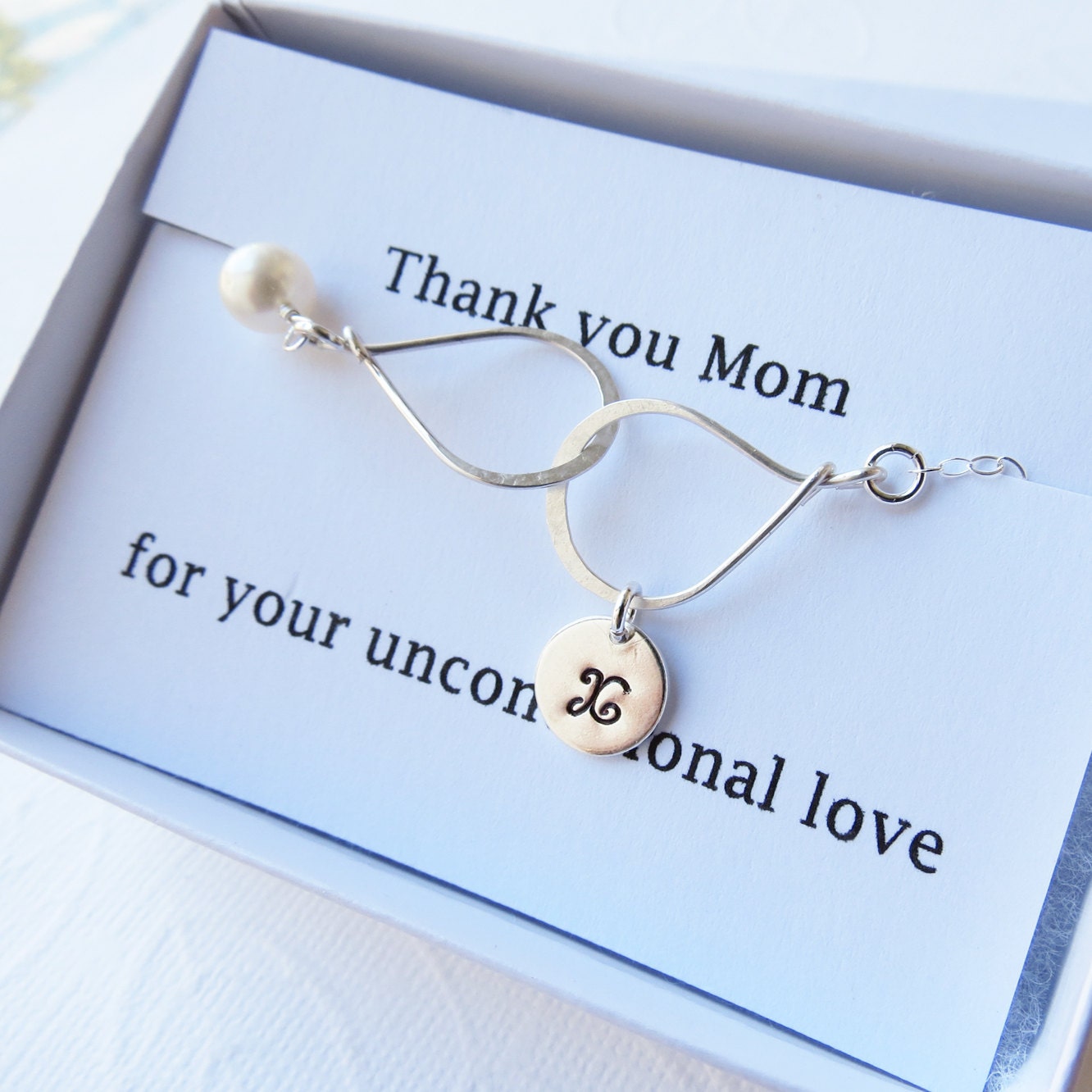 Thank you Mom Card SET, Personalized Infinity bracelet, Mother of the Bride, Groom Jewelry, sterling silver, Wedding Gift, Jewelry Card Set