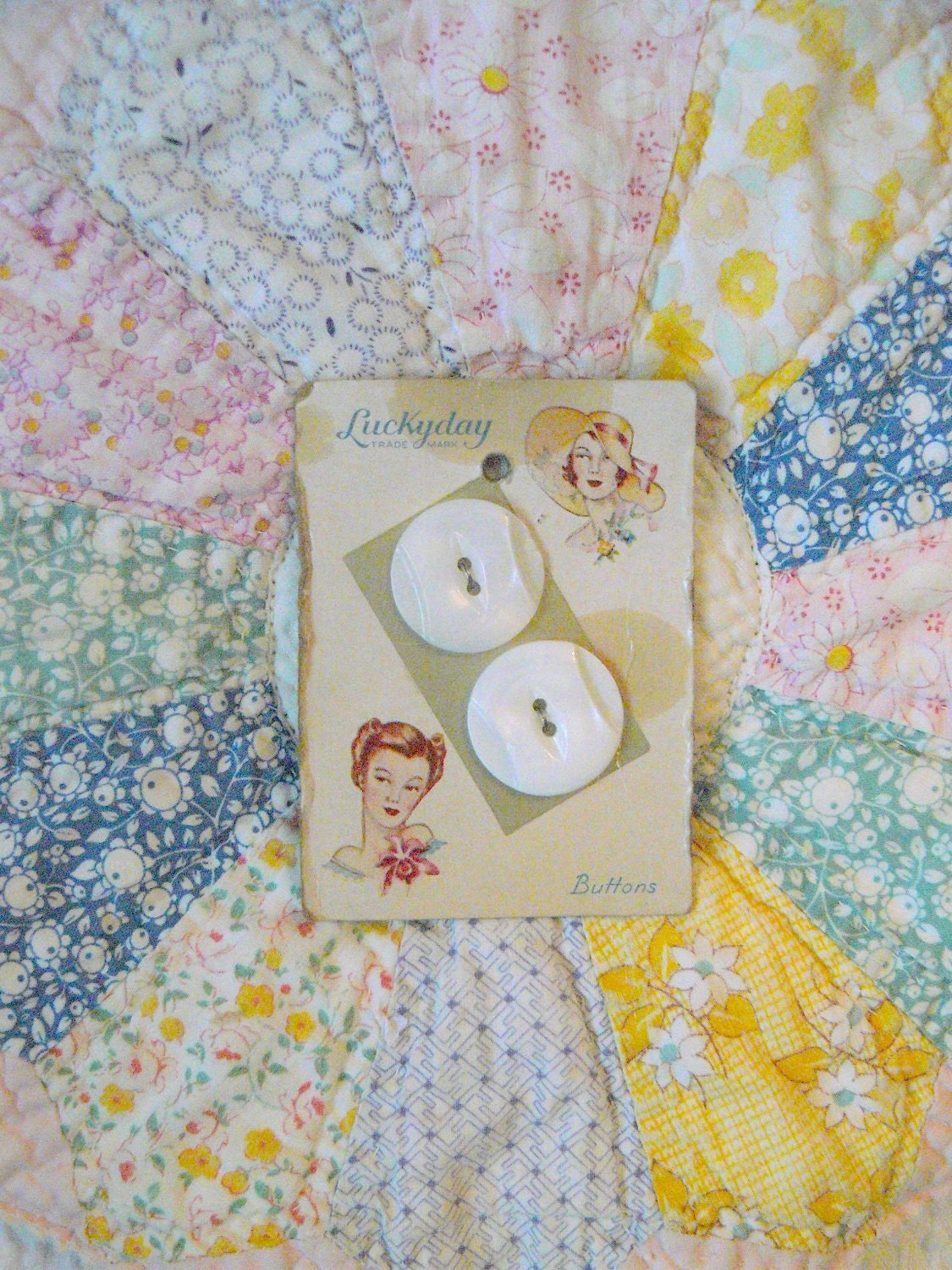 Vintage Button Card with 2 large White Shell Buttons- great vintage images