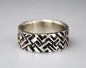 Tread Band
