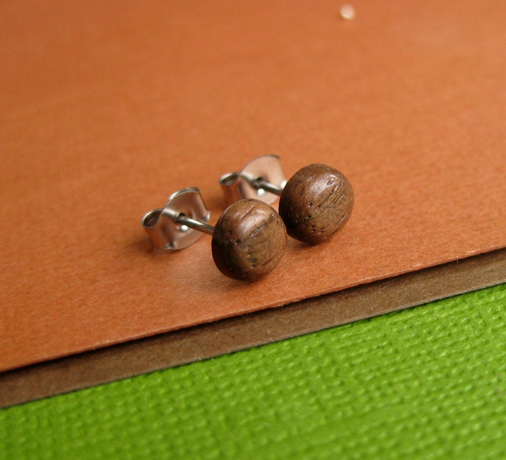 Small Wooden Stud Earrings, Black Walnut Earrings, Wooden Earrings, Wood Grain Jewelry