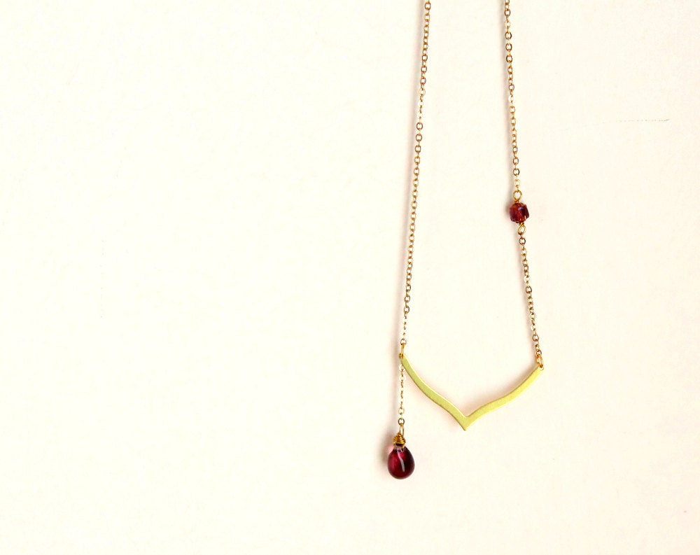 Boho V necklace with purple glass drop bead, geometric jewelry, simple and modern