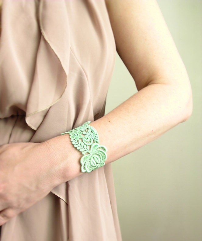 lace bracelet cuff -RHEA-  bright mint - wedding jewelry