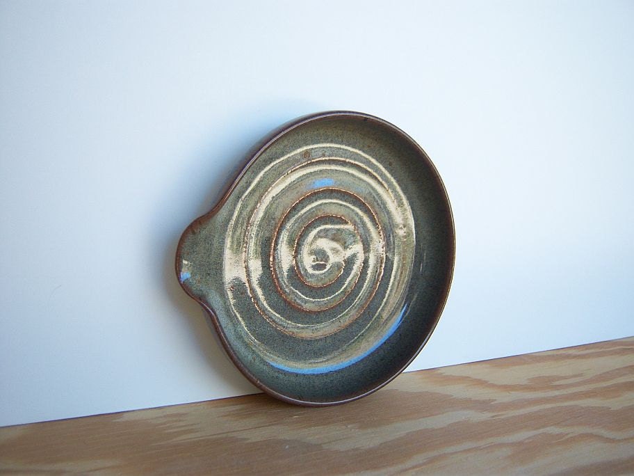 Stoneware Ceramic Spoon Rest in Fog Glaze