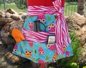 On A Whim Owls Apron / Vendor Apron / Half Apron with 6 Pockets / Utility/ Gardening / Teacher 's Gifts / Pink Zebra