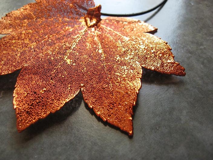 Real Leaf Pendant Necklace - Maple - Iridescent Copper
