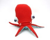 Viola Pentapod Cotton Monster