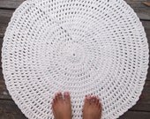 Off White Crochet Round Cotton Rug 28" with Rug Pad