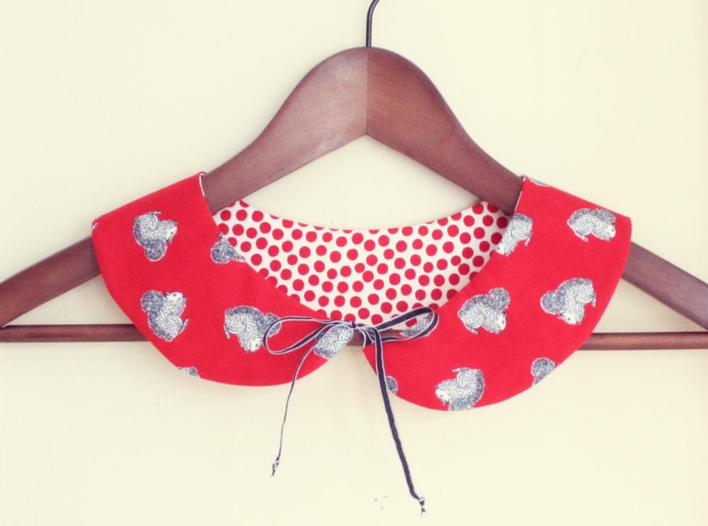 Reversible Peter Pan Collar Removable Squirrels Red Polka Dots