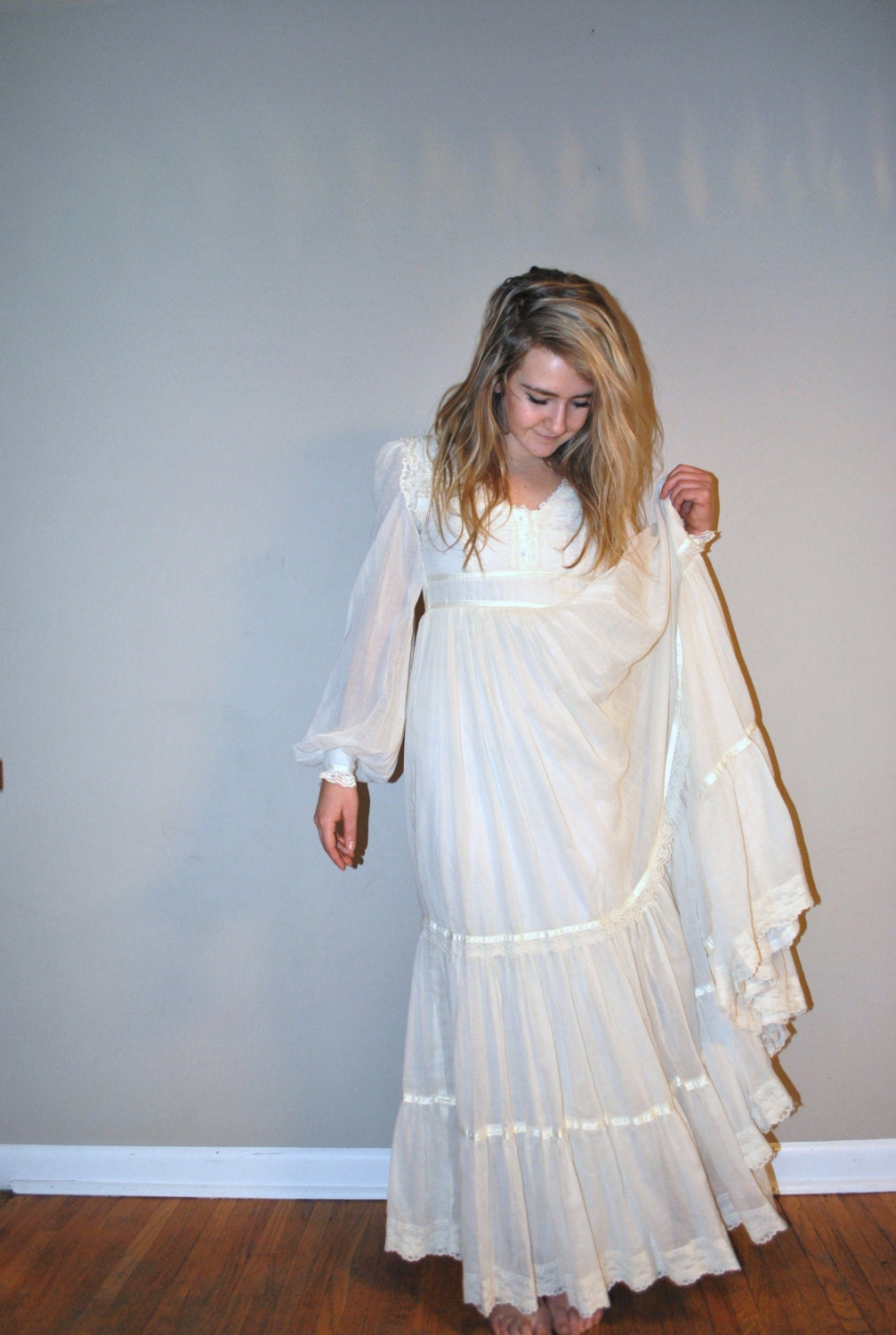1970s wedding dress // off white gunne sax // boho wedding maxi dress xxs
