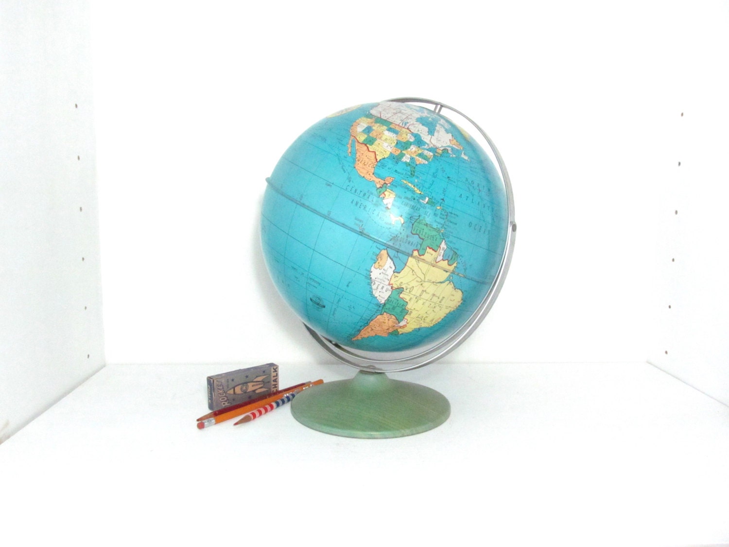 Vintage 1960's Ohio Art Globe
