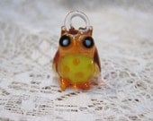 One Lampwork Glass Hoot Owl Pendant Bead with Loop 18mm