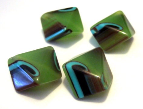 Unique WILD Large Green Multi Acrylic Beads