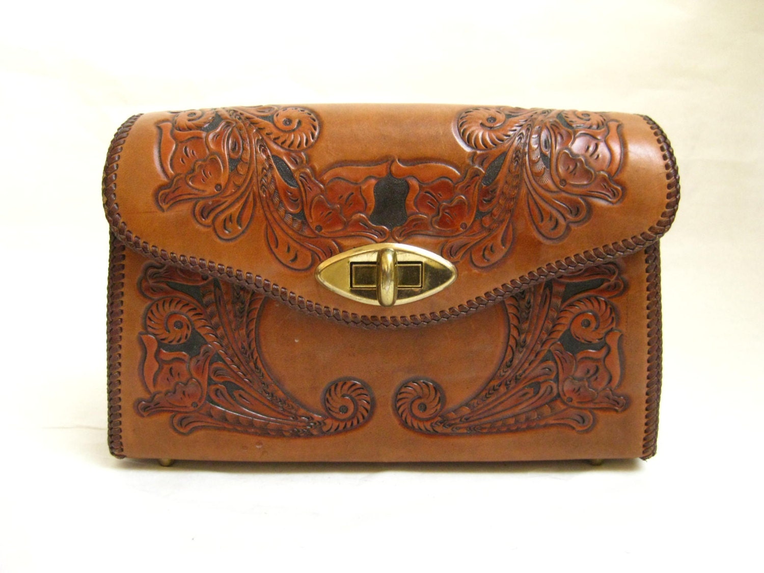 Vintage 50s   Tooled Leather Purse